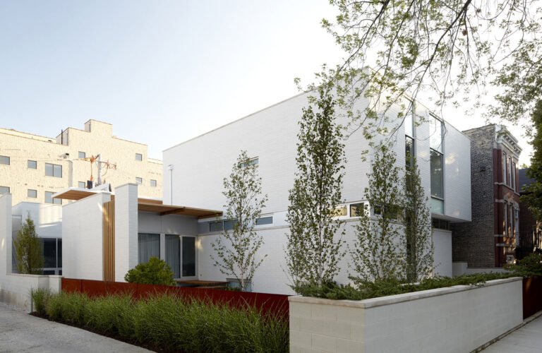 urban bucktown three by studio dwell architects 95f8115
