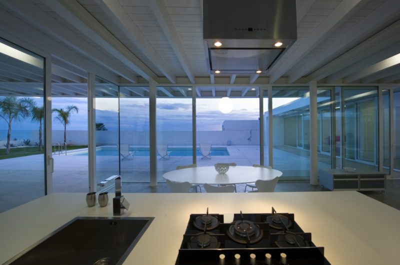 Villa GM, a Tribute to Pierre Koenig villa gm a tribute to pierre koenig f8e01be