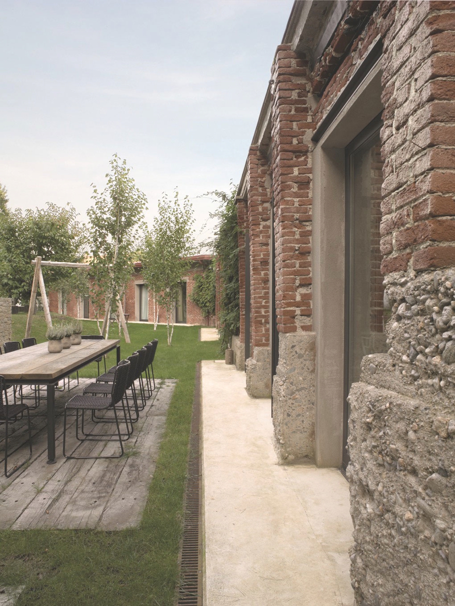 Airy and Bright Casa Riemersa by Davide Volpe Architetto airy and bright casa riemersa by davide volpe architetto ca0cb6b