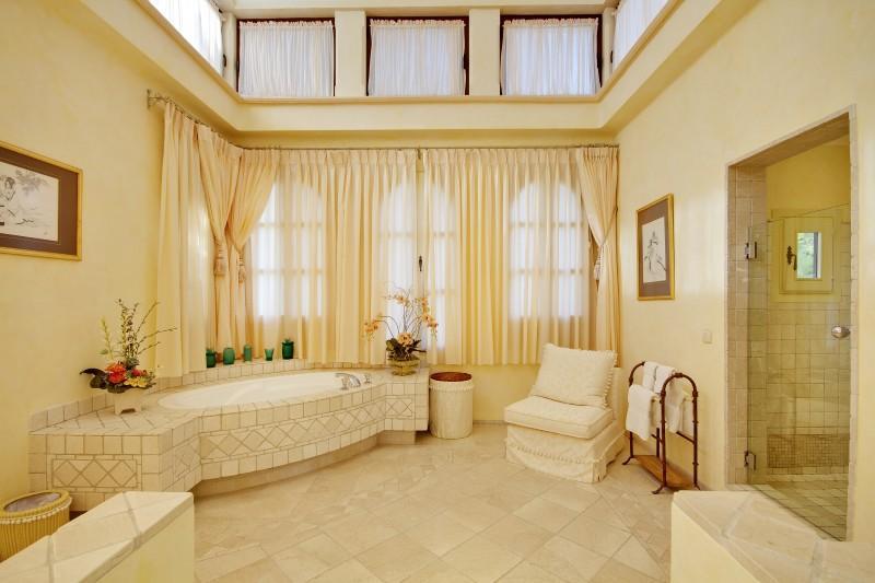 Astonishing Santa Ponsa Villa in Spain astonishing santa ponsa villa in spain 7575560