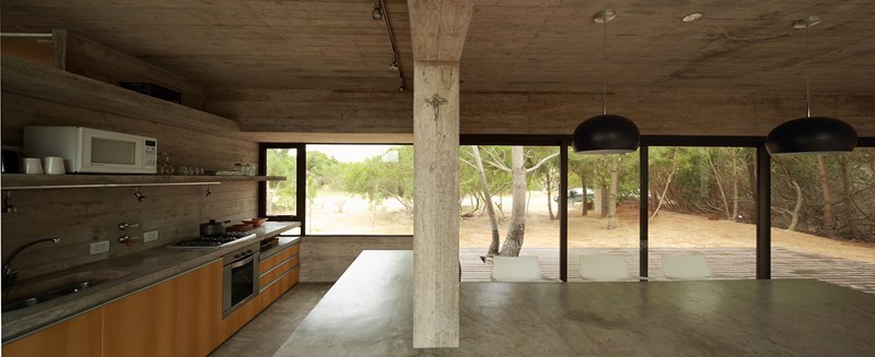 Beautiful and Inviting Carassale House by BAK Arquitects beautiful and inviting carassale house by bak arquitects e74616d