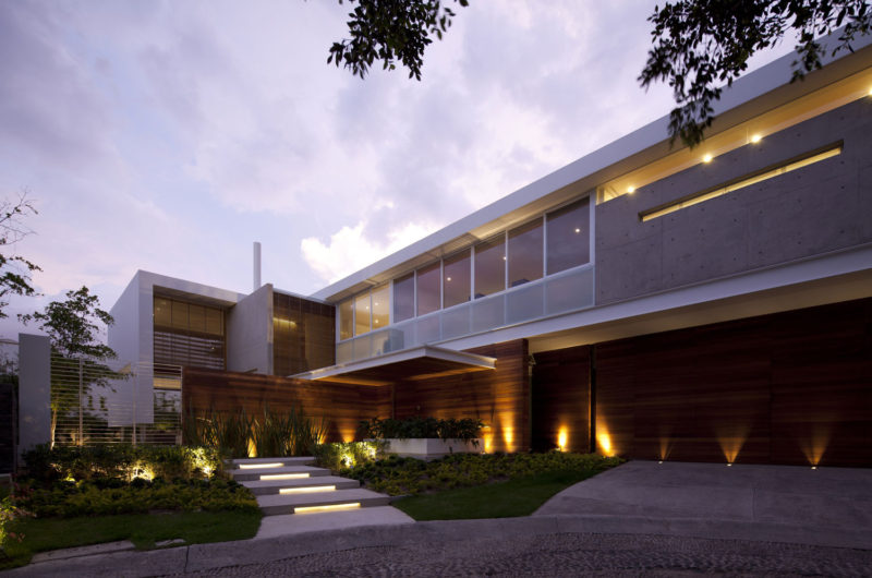 Beautiful FF House by Hernandez Silva Arquitectos beautiful ff house by hernandez silva arquitectos 8bbfe71