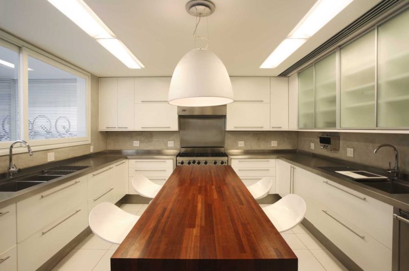 Beautiful Leblon House by Progetto Architetura & Interiores beautiful leblon house by progetto architetura interiores 40f596a