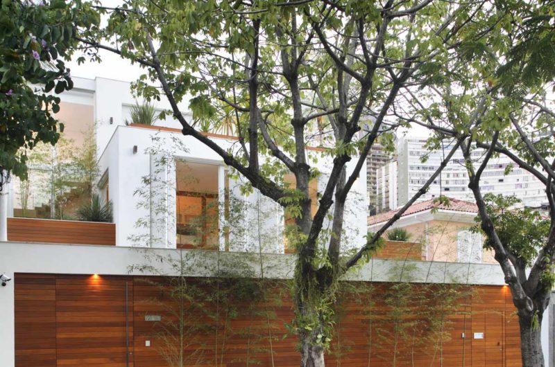 Beautiful Leblon House by Progetto Architetura & Interiores beautiful leblon house by progetto architetura interiores 6e2ceb1