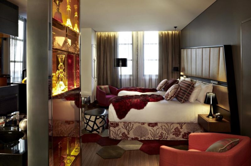 Beautiful QT Hotel by Nic Graham and Indyk Architects beautiful qt hotel by nic graham and indyk architects 61cdf49