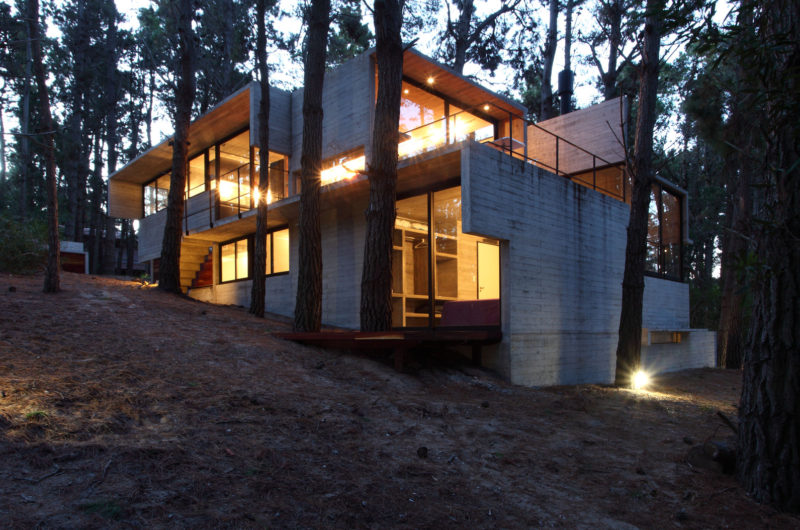 Bountiful Levels House by BAK Architects bountiful levels house by bak architects c584419