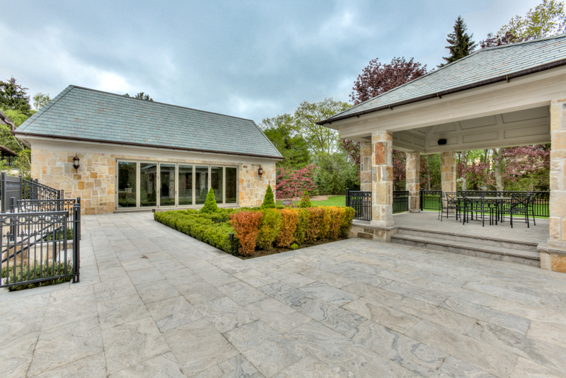 Breathtaking Palatial Home On The Bridle Path, Ontario breathtaking palatial home on the bridle path ontario 313997b