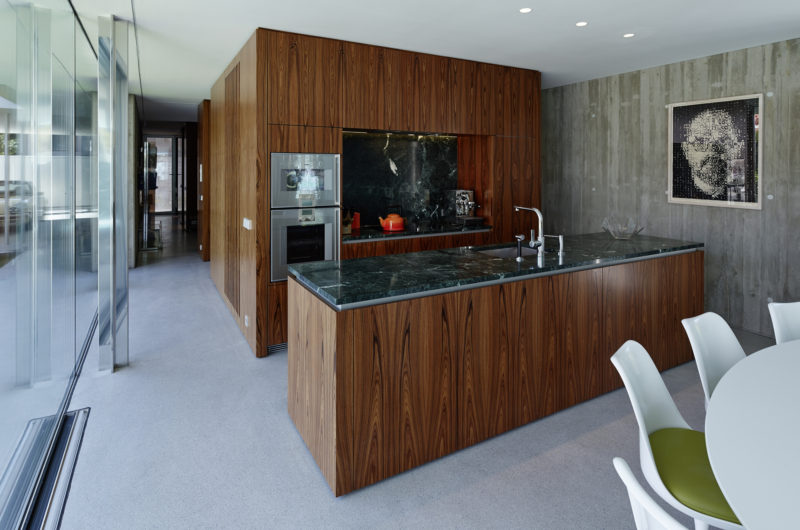 Chic House A&B by Smertnik Kraut Architekten chic house ab by smertnik kraut architekten 1ca8222