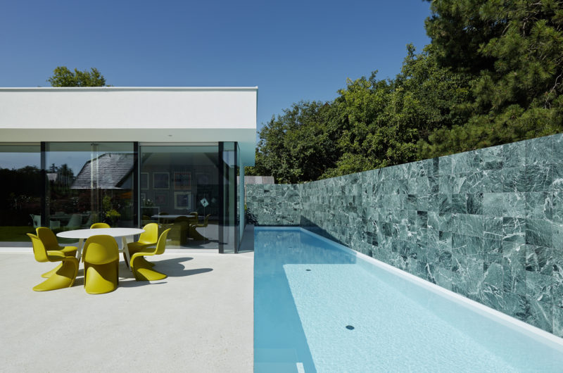 Chic House A&B by Smertnik Kraut Architekten chic house ab by smertnik kraut architekten 7ddc7ca