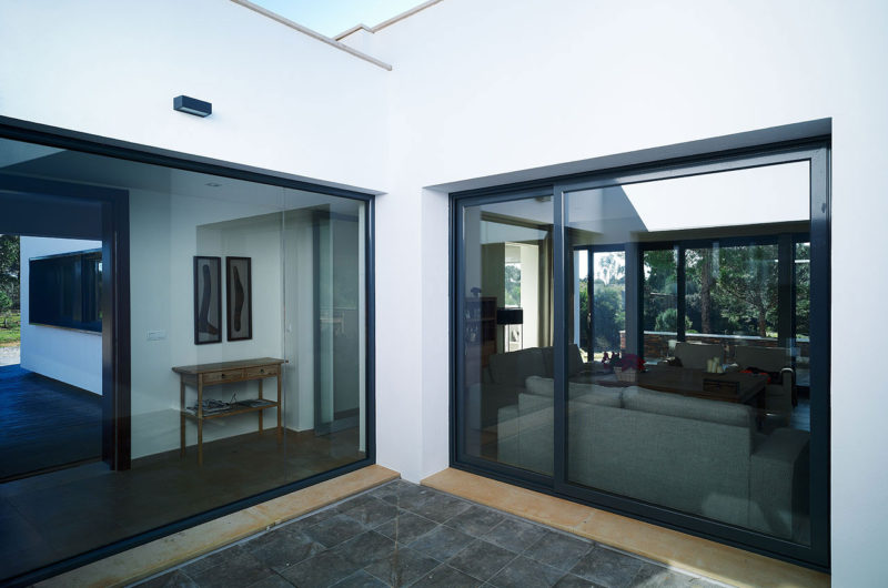 Classic Vivienda de Invierno entre los Pinos by José Manuel Peinado classic vivienda de invierno entre los pinos by jos manuel peinado 38ba33d