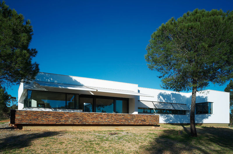 Classic Vivienda de Invierno entre los Pinos by José Manuel Peinado classic vivienda de invierno entre los pinos by jos manuel peinado 4bb98e9