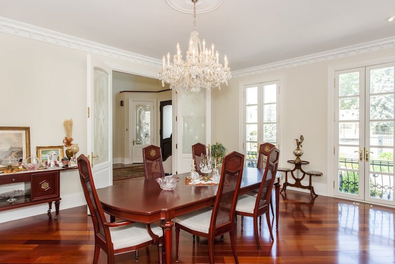 Classy And Luxurious Gated Mississauga Palace In Ontario classy and luxurious gated mississauga palace in ontario 8ad91ad