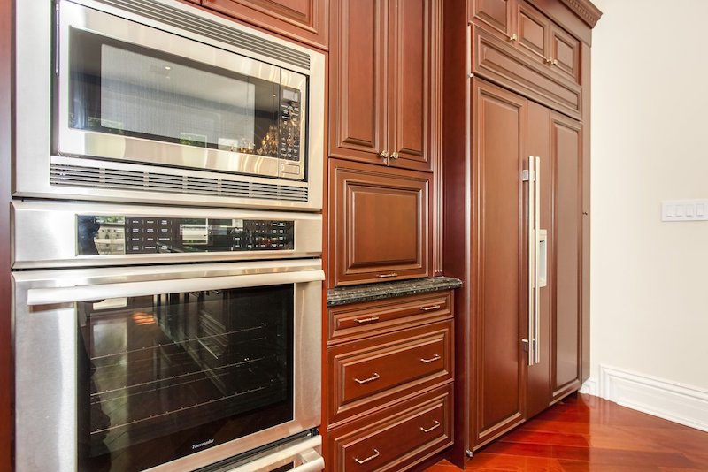 Classy And Luxurious Gated Mississauga Palace In Ontario classy and luxurious gated mississauga palace in ontario ac3f024