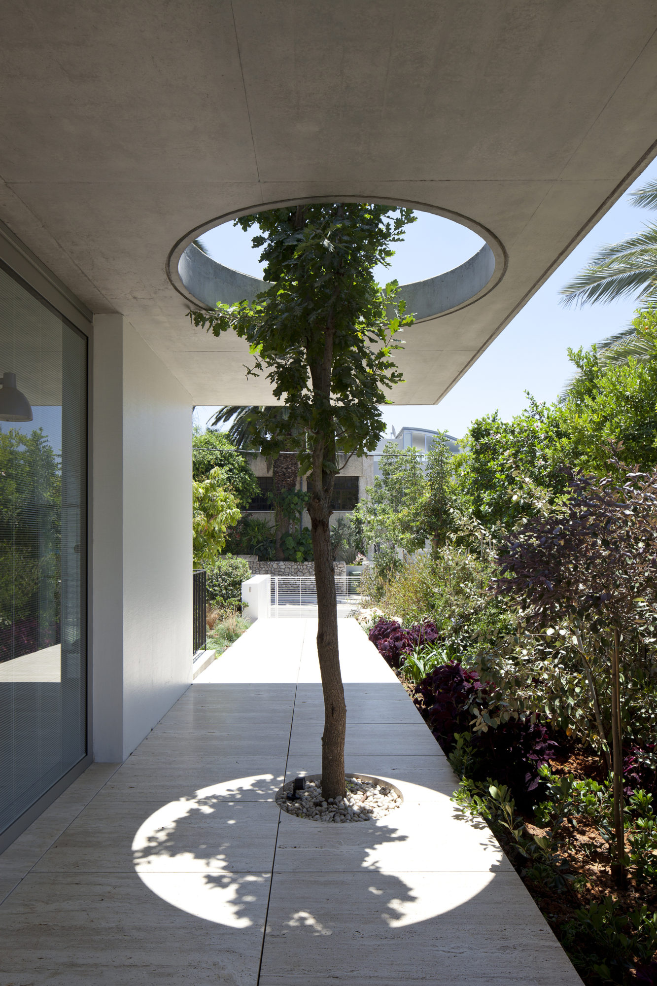 Comfortable House In Tel Aviv By Weinstein Vaadia Architects comfortable house in tel aviv by weinstein vaadia architects f60926b