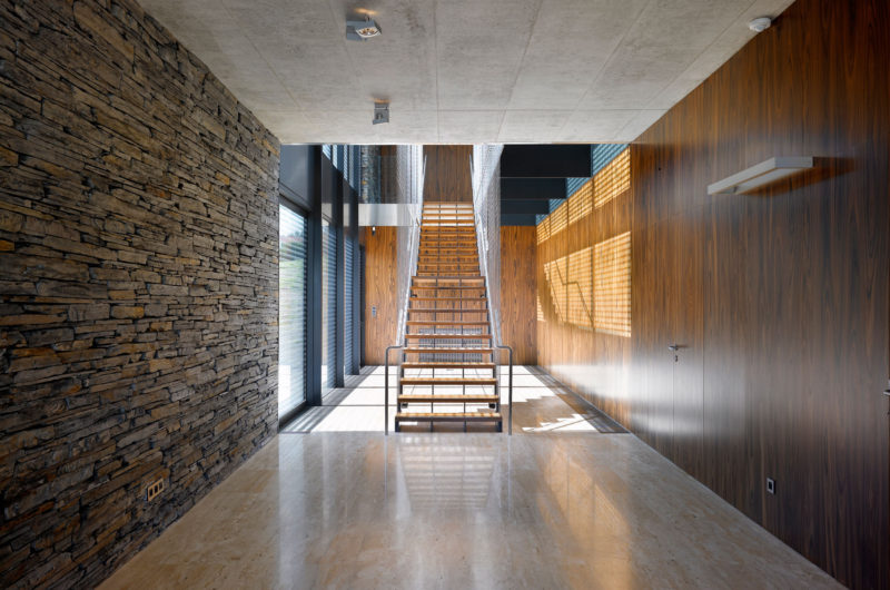 Compact Villa Řitka by studio pha compact villa itka by studio pha b8da095