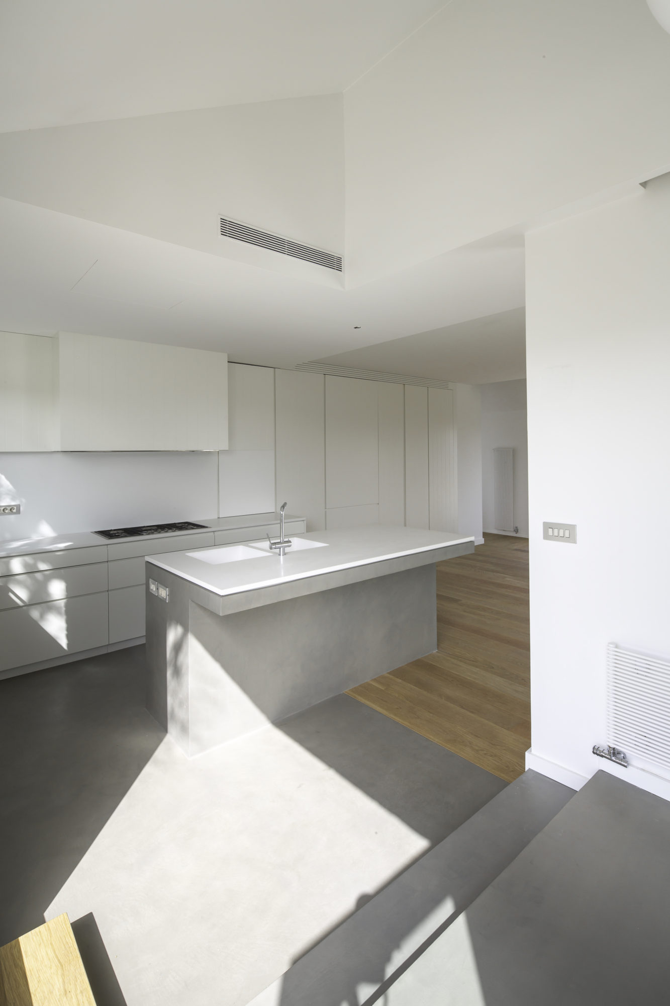 Complex Interior Restoration of an Attic Duplex by Cavaa Arquitectes complex interior restoration of an attic duplex by cavaa arquitectes 2e028cb