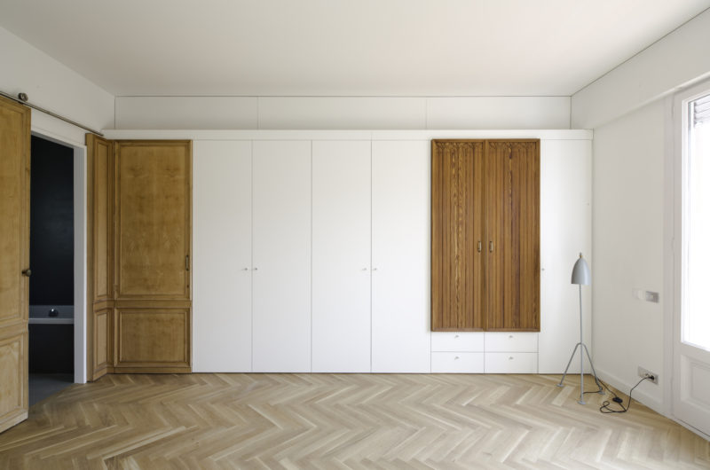 Complex Interior Restoration of an Attic Duplex by Cavaa Arquitectes complex interior restoration of an attic duplex by cavaa arquitectes ea000f7