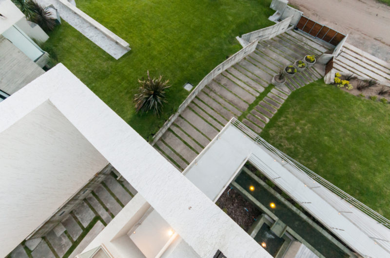 Complex Wanka House by Galera Estudio complex wanka house by galera estudio 960c0ec