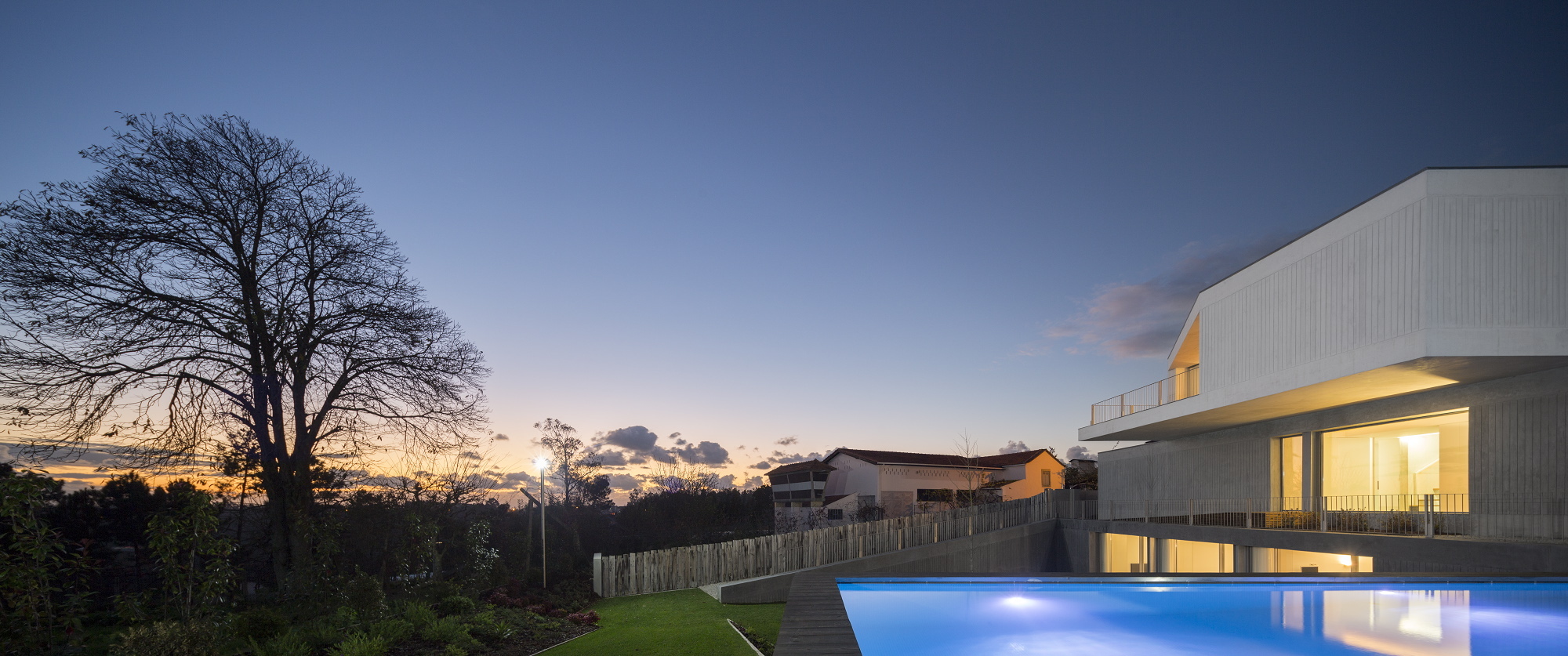 Concrete House in Travanca by Nelson Resende concrete house in travanca by nelson resende 2daea26