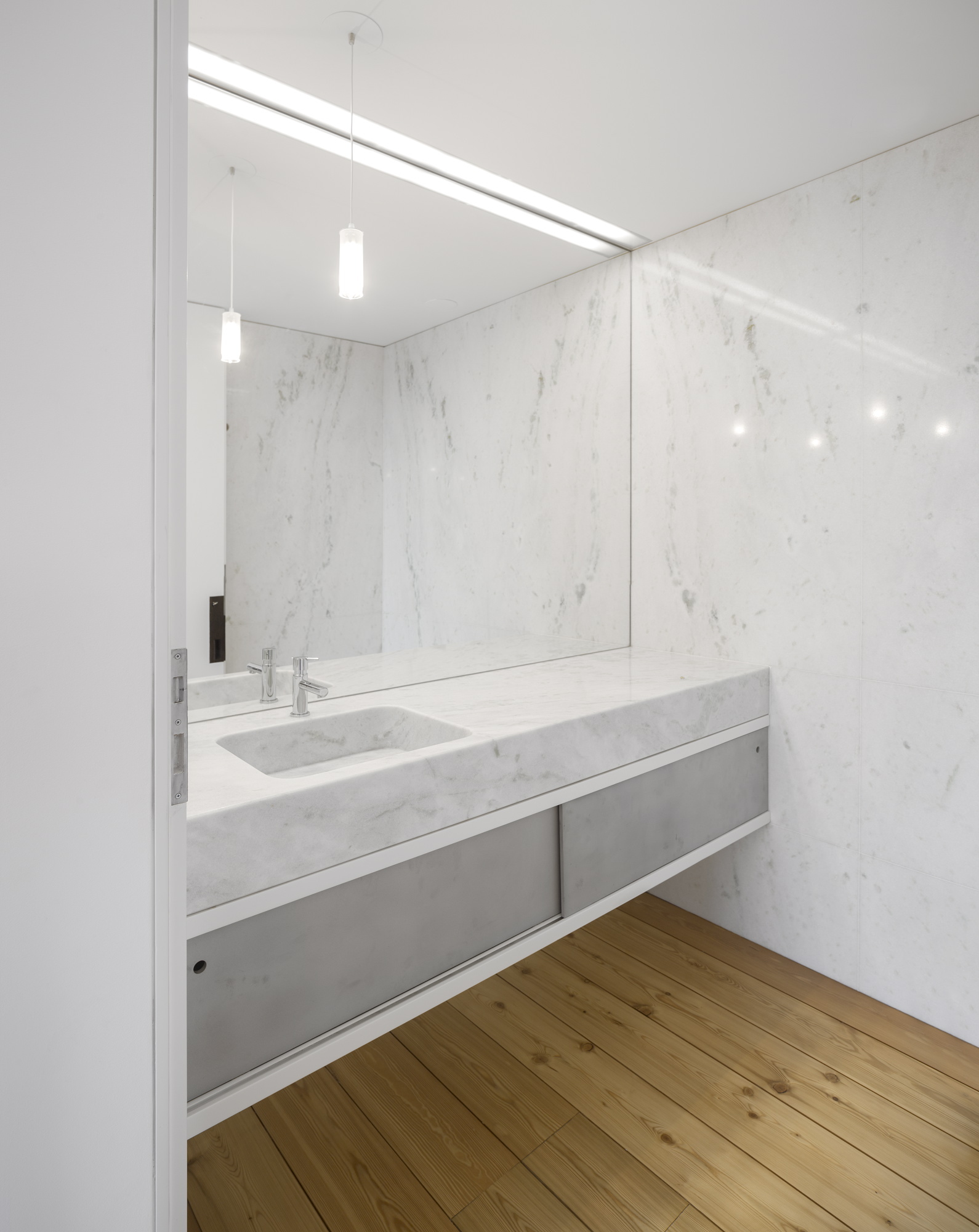 Concrete House in Travanca by Nelson Resende concrete house in travanca by nelson resende 7854d1c