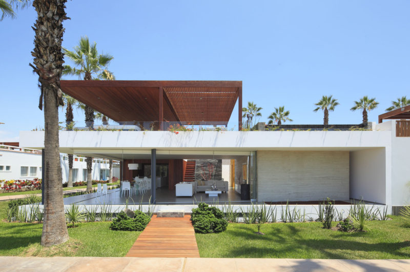 Contemporary Casa P12 In Cañete, Peru contemporary casa p12 in caete peru df5784a