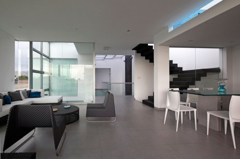 Contemporary Casa V2 in Playa Las Gaviotas, Peru contemporary casa v2 in playa las gaviotas peru 6ec7f62