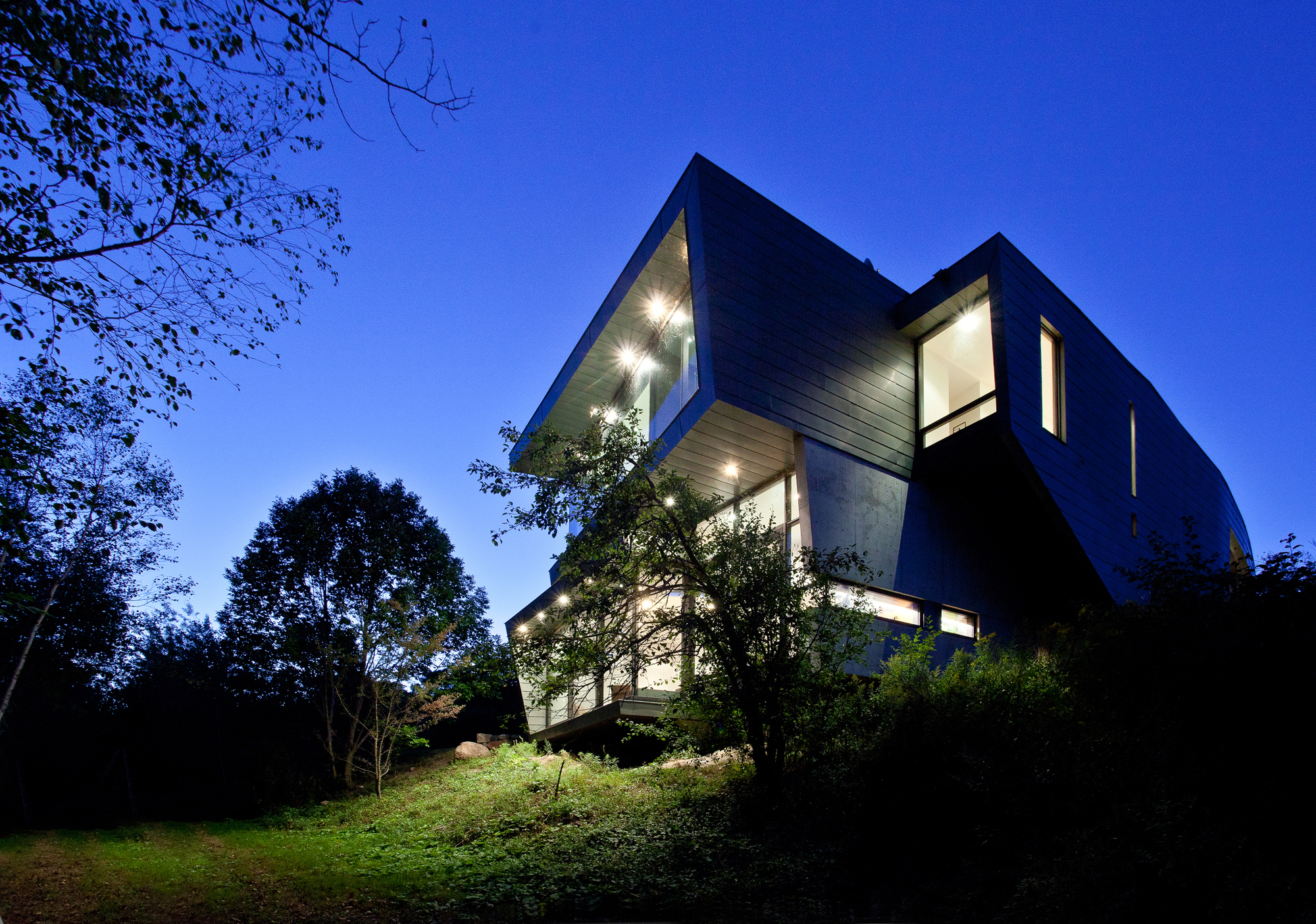 Contemporary Home By Teeple Architects In Port Hope, Canada contemporary home by teeple architects in port hope canada 1ff09e1