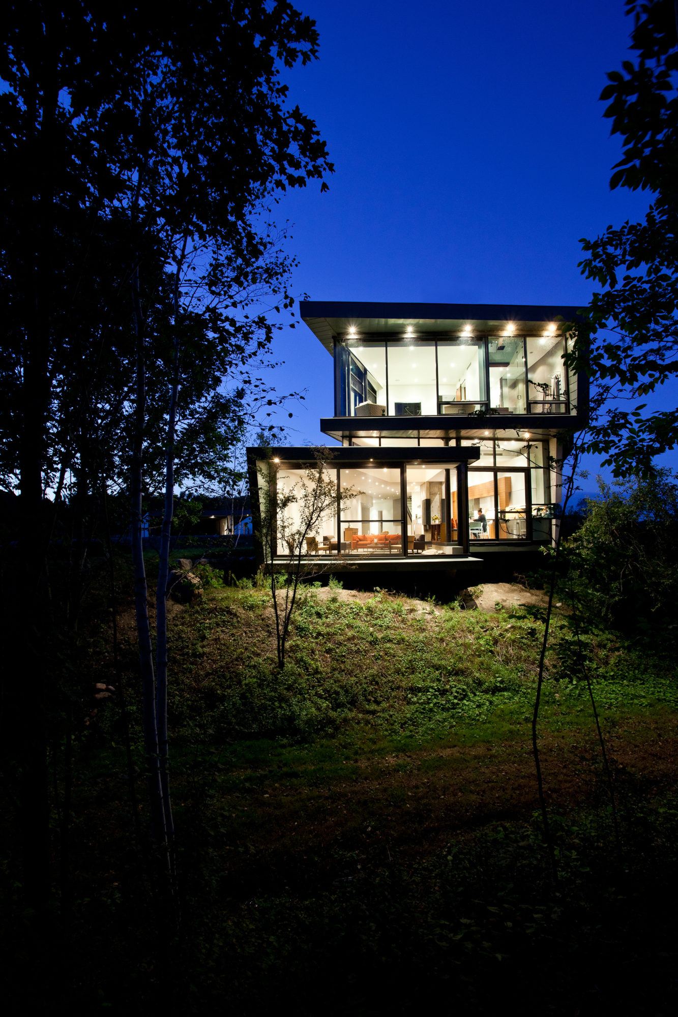 Contemporary Home By Teeple Architects In Port Hope, Canada contemporary home by teeple architects in port hope canada 8a9775c