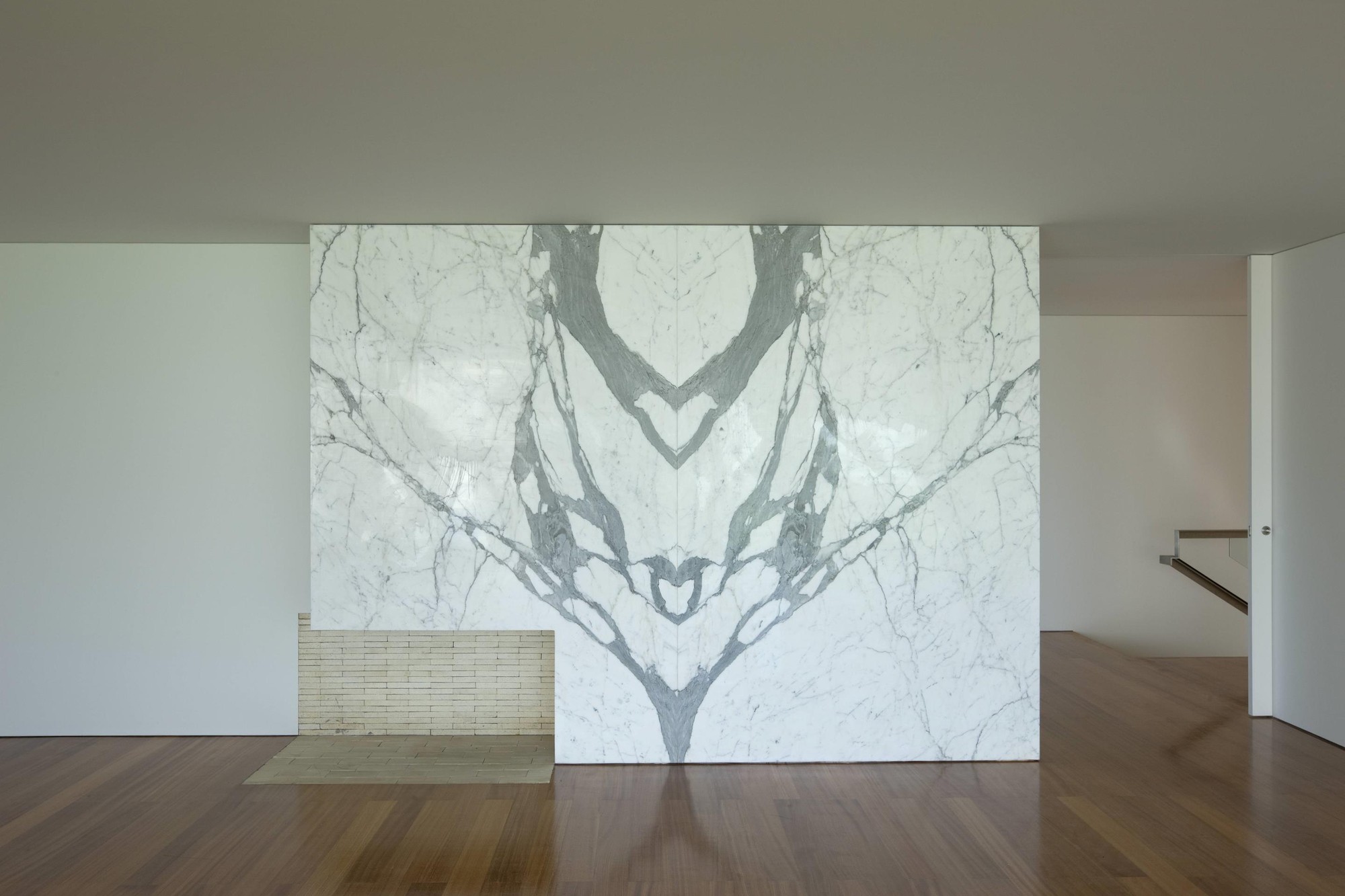 Contemporary Home In Maia, Portugal contemporary home in maia portugal d1e1862