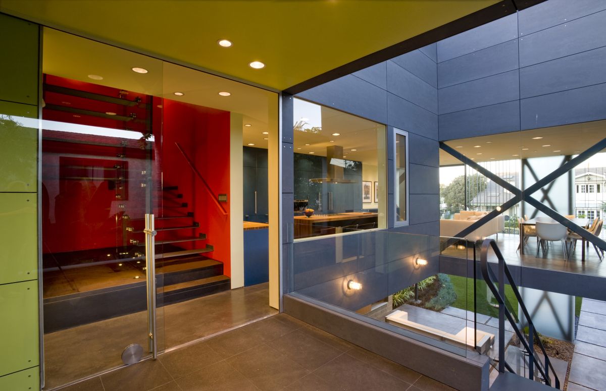 Contemporary Hover House In Los Angeles, California contemporary hover house in los angeles california 6c5e703