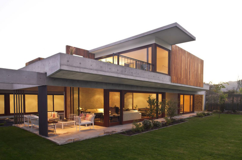 Contemporary La Dehesa House in Chile contemporary la dehesa house in chile 93585e1