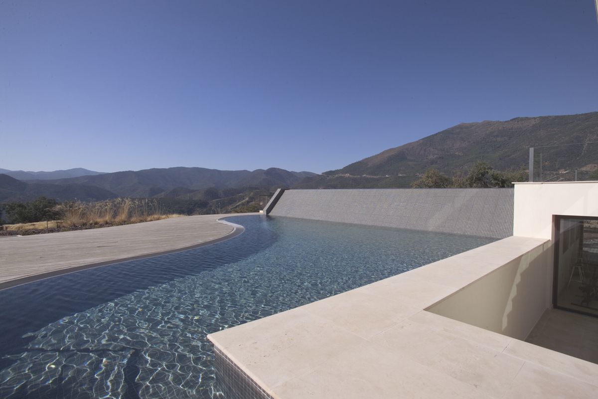 Contemporary La Zagaleta House by Peter Thomas de Cruz contemporary la zagaleta house by peter thomas de cruz cc3955e