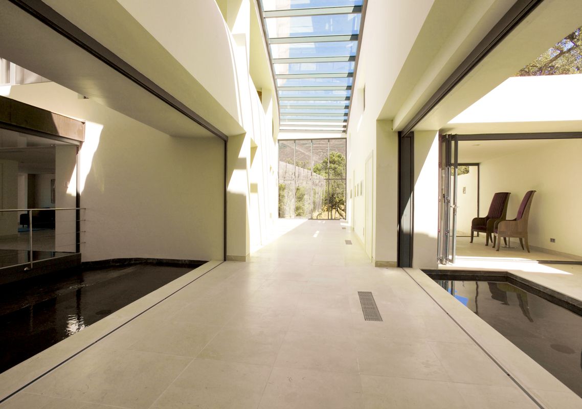 Contemporary La Zagaleta House by Peter Thomas de Cruz contemporary la zagaleta house by peter thomas de cruz e29fb4a