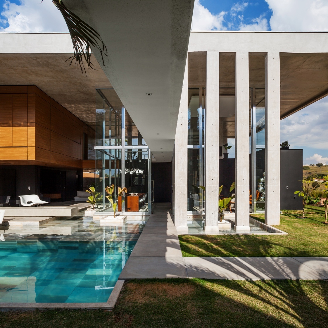 Contemporary Residence In Botucatu, Brazil contemporary residence in botucatu brazil d17e135