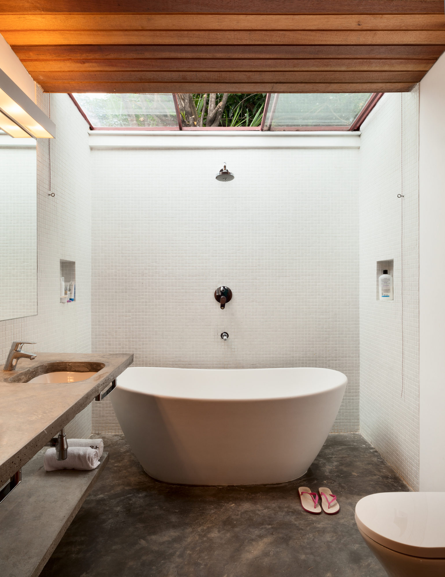 Cozy And Welcoming Itobi House In São Paulo, Brazil cozy and welcoming itobi house in so paulo brazil b29c09d