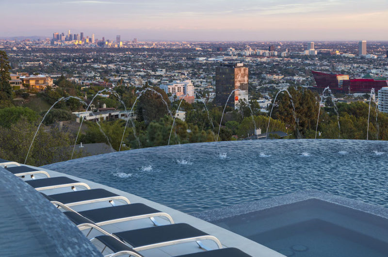 Custom Trophy Home Priced at $25,000,000 custom trophy home priced at 25000000 cac58e7