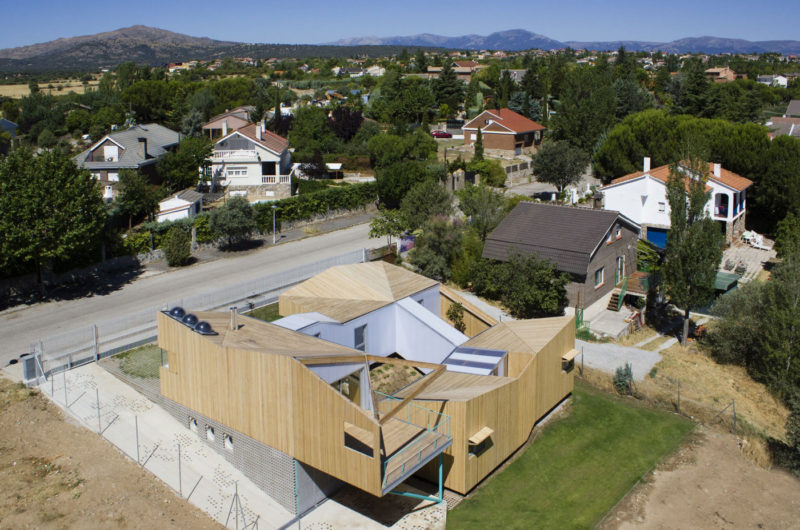 Distinct House of Would by Elii distinct house of would by elii 5c78bbc