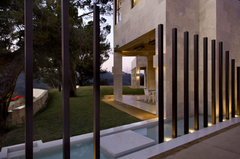 Dramatic 2251 Linda Flora Property in Bel Air, California dramatic 2251 linda flora property in bel air california 74a3d44