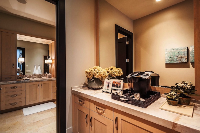 Eccentric Salt Lake City Masterpiece eccentric salt lake city masterpiece 23bf870