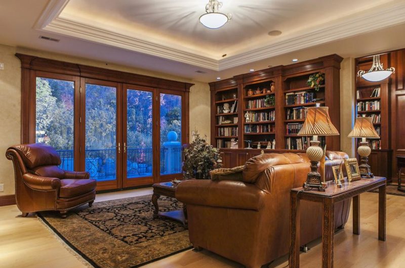 Eccentric Sandy Family Estate eccentric sandy family estate 27173cb