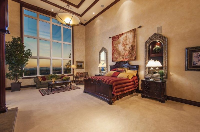 Eccentric Sandy Family Estate eccentric sandy family estate 63b8c80