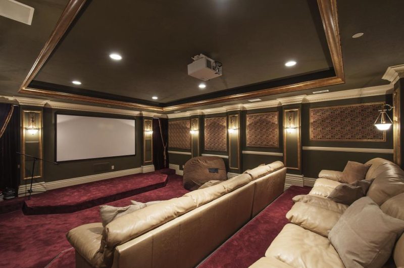 Eccentric Sandy Family Estate eccentric sandy family estate 920207d