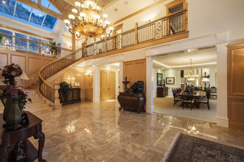 Eccentric Sandy Family Estate eccentric sandy family estate caacd68