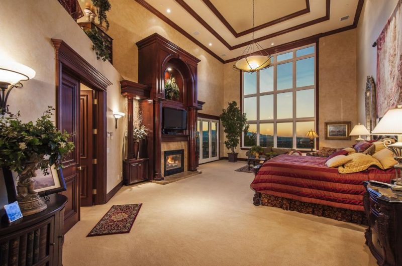 Eccentric Sandy Family Estate eccentric sandy family estate ce96378