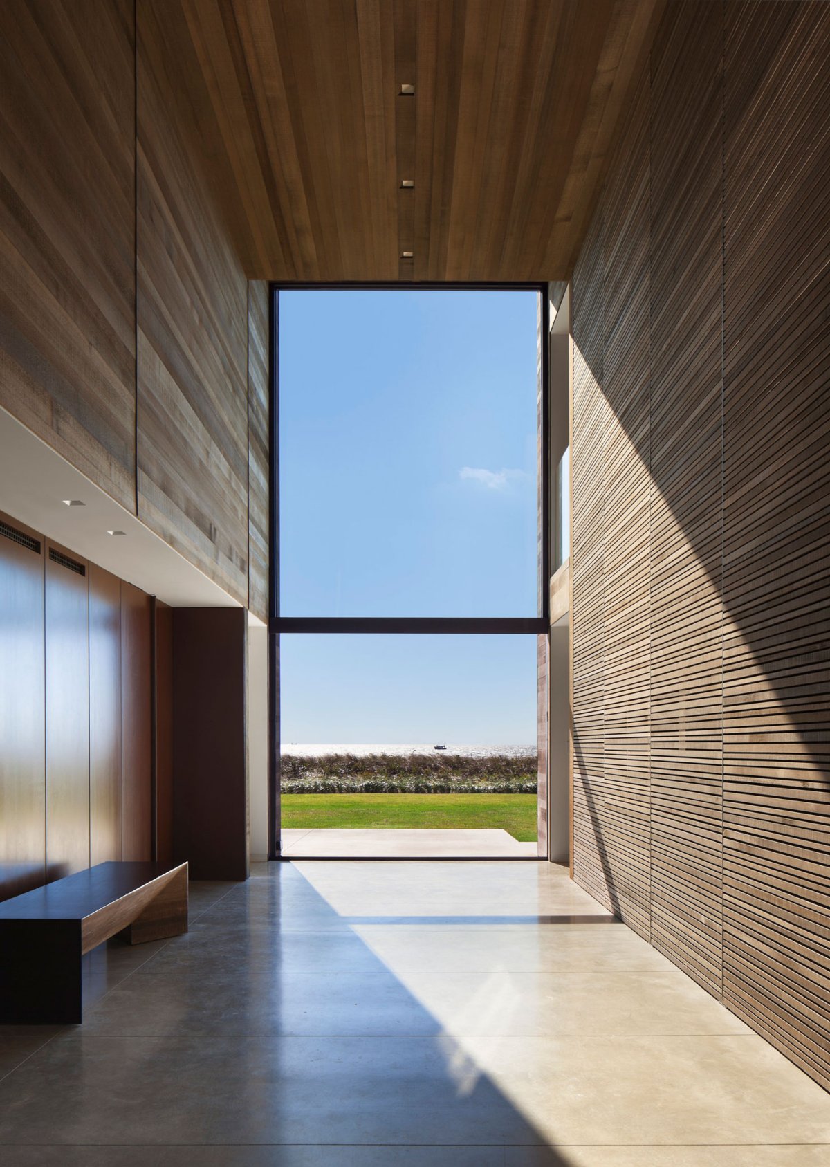 Environmentally Friendly Sagaponack House by Bates Masi Architects environmentally friendly sagaponack house by bates masi architects f0866ff