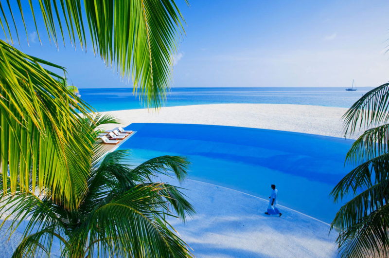 Extraordinary Velassaru Island in the Maldives extraordinary velassaru island in the maldives 6143229