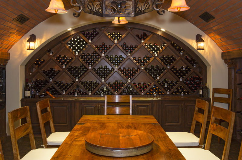 Extravagant Italian Villa in Beverly Hills, California extravagant italian villa in beverly hills california 01d7021