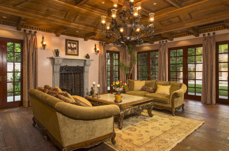 Extravagant Italian Villa in Beverly Hills, California extravagant italian villa in beverly hills california f15e23a