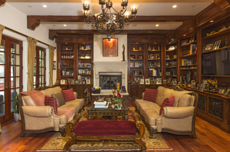 Extravagant Italian Villa in Beverly Hills, California extravagant italian villa in beverly hills california f9d71d9