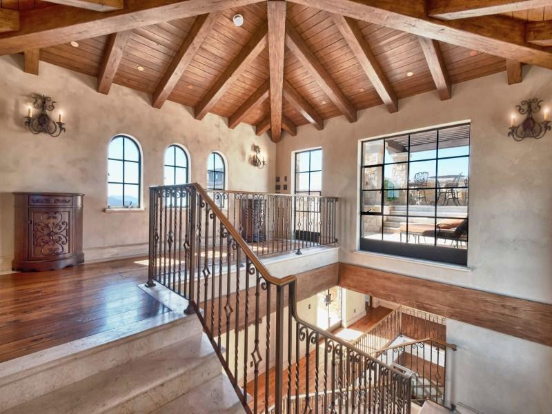 Fabulous Malibu Rocky Oaks Estate in California fabulous malibu rocky oaks estate in california 5740825